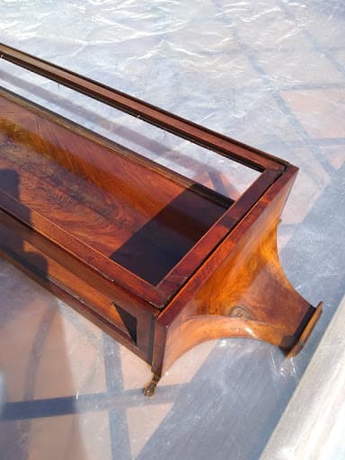 Case Polishing & Woodwork